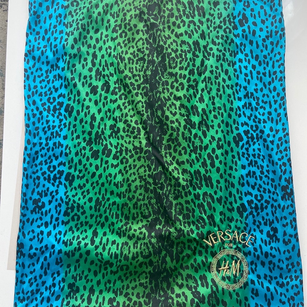Versace H&M cover
